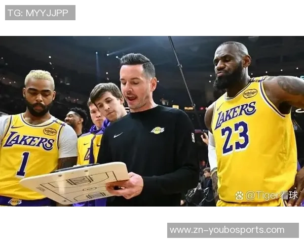 墨菲表现全面却手感不佳17投7中三分球失准仍砍下21分7篮板8助攻