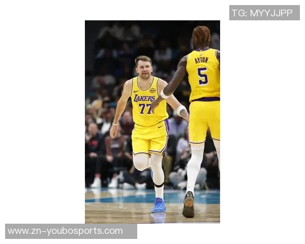 东契奇盛赞艾顿下半场表现称其对球队至关重要