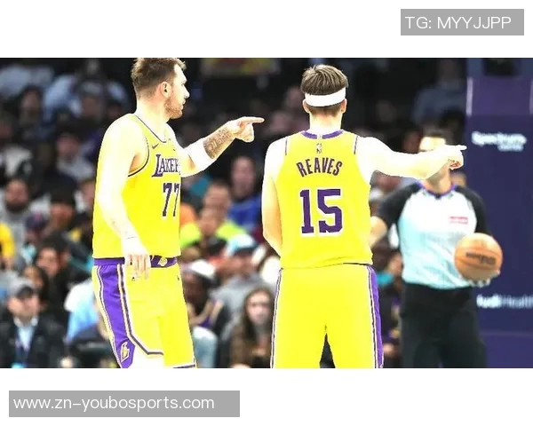 八村塁与艾顿表现差异显著詹姆斯末节防守助球队锁定胜局 八村塁与艾顿表现差异显著詹姆斯末节防守助球队锁定胜局