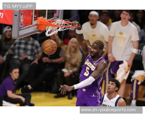 艾顿与湖人蜜月期的真实面貌是否只是短暂的美好幻想